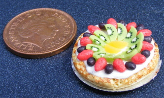 dolls-house-miniature-1-fruit-flan-d3