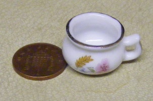dolls-house-miniature-1-potty-pink