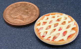 dolls-house-miniature-1-treacle-lattice-tart-d11