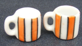 dolls-house-miniature-2-mugs-stripe