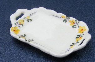 dolls-house-miniature-a-cream-c4y