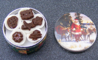 dolls-house-miniature-biscuit-full-tin-ct15c