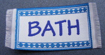 dolls-house-miniature-blue-bath-mat
