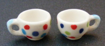 dolls-house-miniature-breakfast-cups-1552