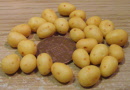 potatoes baking