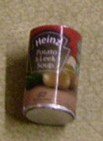 tin potatoe & leek soup